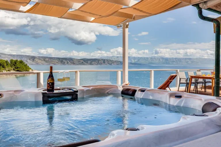 Cassavillas Seaside house with jacuzzi Vrboska