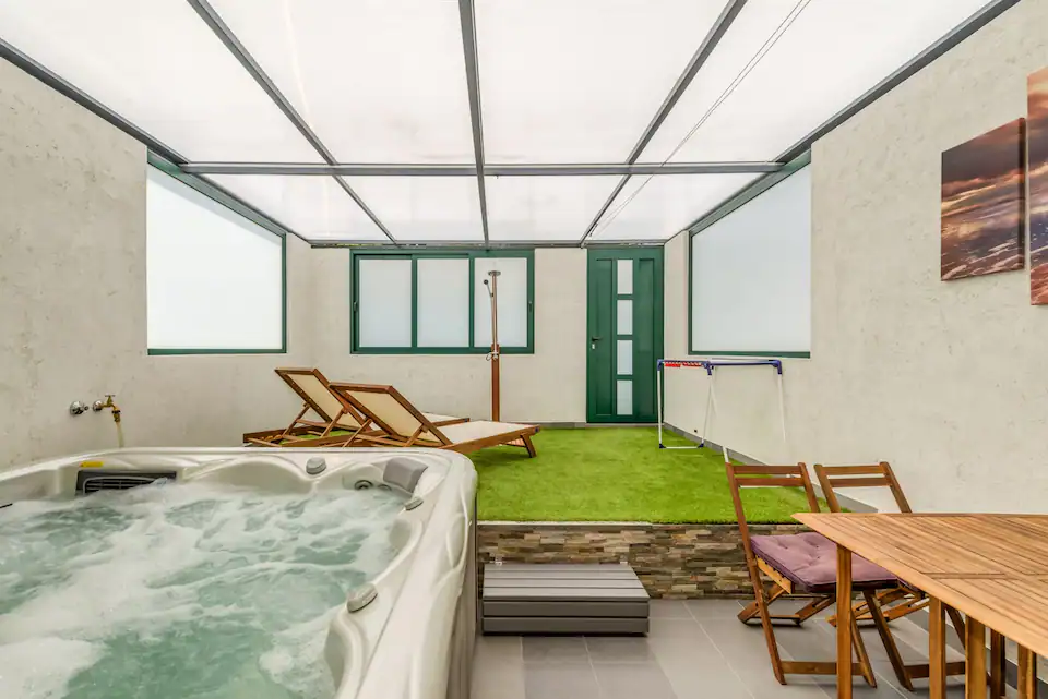 Cassavillas New and Luxury apartment Slavica with Jacuzzi Spa